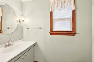 497 Bassett Dr, Bethel Park, PA 15102 - Photo 9