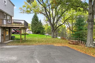 497 Bassett Dr, Bethel Park, PA 15102 - Photo 25