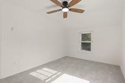 2165 Lindsay Rd, Pittsburgh, PA 15221 - Photo 19