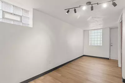 2165 Lindsay Rd, Pittsburgh, PA 15221 - Photo 25