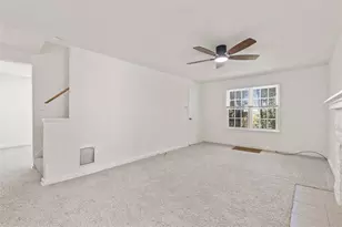 2165 Lindsay Rd, Pittsburgh, PA 15221 - Photo 7