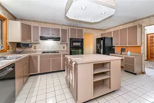 1627 King James Dr, Pittsburgh, PA 15237 - Photo 11