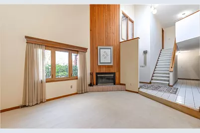 1627 King James Dr, Pittsburgh, PA 15237 - Photo 5