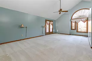 1627 King James Dr, Pittsburgh, PA 15237 - Photo 23