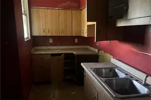 203 Wood St, Belle Vernon, PA 15012 - Photo 7