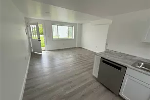 216 E Jackson St, Houston, PA 15342 - Photo 3