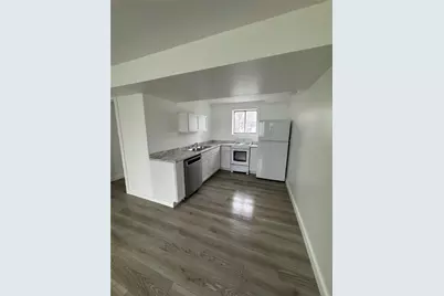 216 E Jackson St, Houston, PA 15342 - Photo 11