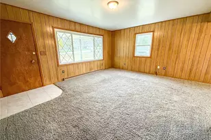 414 Holyoke Rd, Center Township, PA 16001 - Photo 9