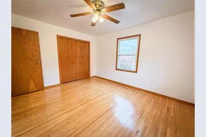 414 Holyoke Rd, Center Township, PA 16001 - Photo 27