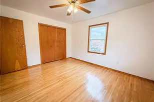 414 Holyoke Rd, Center Township, PA 16001 - Photo 27