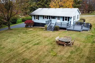 414 Holyoke Rd, Center Township, PA 16001 - Photo 3