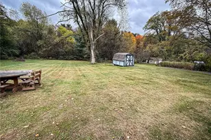 414 Holyoke Rd, Center Township, PA 16001 - Photo 43