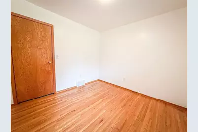 414 Holyoke Rd, Center Township, PA 16001 - Photo 23