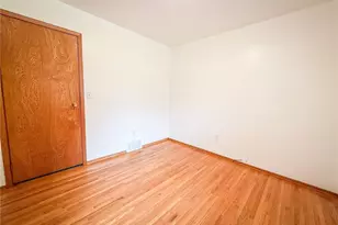 414 Holyoke Rd, Center Township, PA 16001 - Photo 23