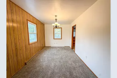 414 Holyoke Rd, Center Township, PA 16001 - Photo 11