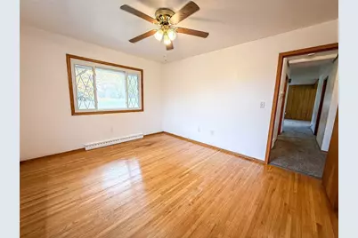 414 Holyoke Rd, Center Township, PA 16001 - Photo 29