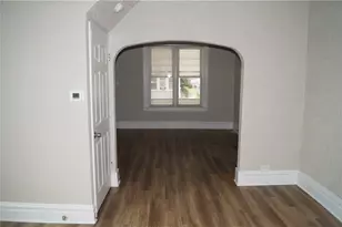 9 E Gaskill Ave, Jeannette, PA 15644 - Photo 9