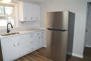 9 E Gaskill Ave, Jeannette, PA 15644 - Photo 11