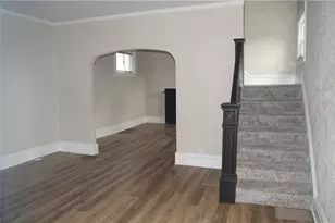 9 E Gaskill Ave, Jeannette, PA 15644 - Photo 3