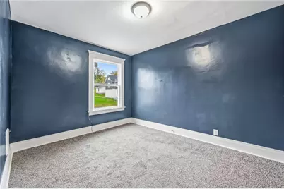 522 Wallis Ave, Farrell, PA 16121 - Photo 17