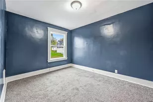 522 Wallis Ave, Farrell, PA 16121 - Photo 17