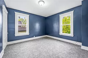 522 Wallis Ave, Farrell, PA 16121 - Photo 15