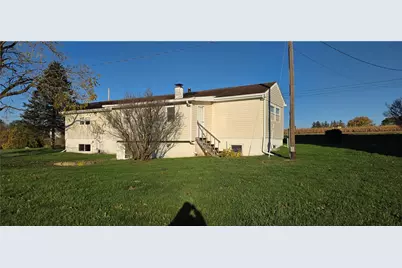 581 E Bakersville Edie Rd, Lincoln Township, PA 15501 - Photo 19