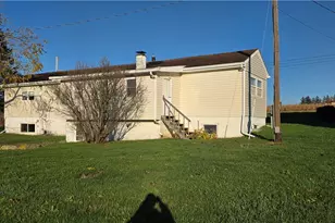 581 E Bakersville Edie Rd, Lincoln Township, PA 15501 - Photo 19