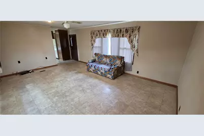 581 E Bakersville Edie Rd, Lincoln Township, PA 15501 - Photo 3