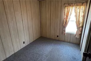 581 E Bakersville Edie Rd, Lincoln Township, PA 15501 - Photo 9