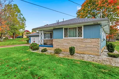 409 Patt Drive, Farrell, PA 16121 - Photo 3