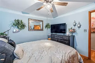 409 Patt Dr, Farrell, PA 16121 - Photo 27