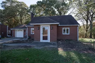 5209 Glenwall Dr, Hopewell Township, PA 15001 - Photo 1