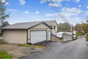 608 N Chestnut St, Derry Boro, PA 15627 - Photo 7