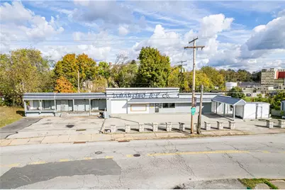 305 Division St, Jeannette, PA 15644 - Photo 19