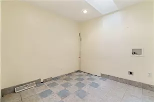 1302 Rankin Rd, White Oak, PA 15131 - Photo 13