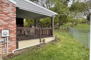 13 Willow Crossing Rd, Hempfield Township, PA 15601 - Photo 5