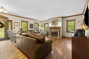 750 Adele Dr, North Huntingdon, PA 15642 - Photo 5