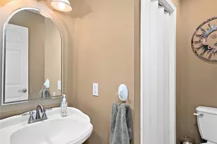 827 Galey Blvd, Brighton Township, PA 15009 - Photo 5