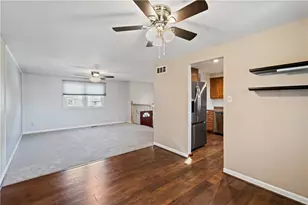 61 Escalon Dr, Findlay Township, PA 15108 - Photo 5