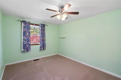 61 Escalon Dr, Findlay Township, PA 15108 - Photo 13