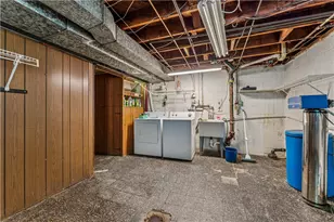 120 Parkwood Dr, Verona, PA 15147 - Photo 35