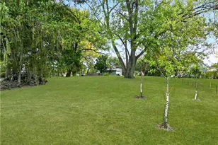 725 Eastman St, West Mifflin, PA 15122 - Photo 31