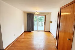 1602 Zeuger St, Pittsburgh, PA 15116 - Photo 7