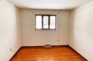 1602 Zeuger St, Pittsburgh, PA 15116 - Photo 23