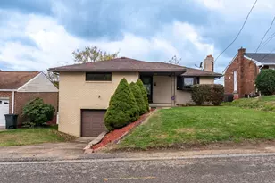 601 Hillcrest Ave, McKees Rocks, PA 15136 - Photo 1