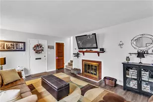 212 Johnston Dr, Ellwood City, PA 16117 - Photo 5