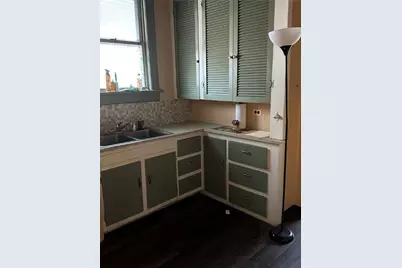 1023 Beckford St, New Castle, PA 16101 - Photo 3