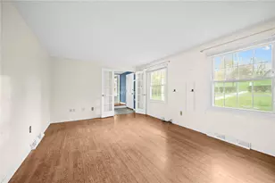 172 E Edgewood Dr, Peters Township, PA 15317 - Photo 7