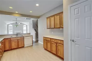 2051 Winchester Ct, Connoquenessing Township, PA 16053 - Photo 17